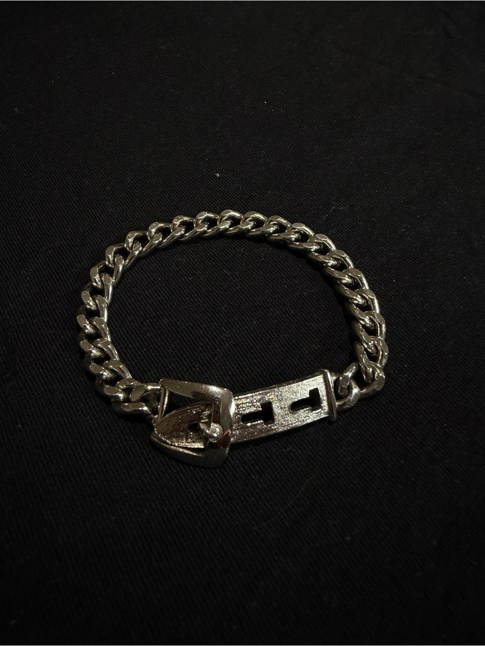 Avon Silver Tone Chain Bracelet with Buckle Accent
